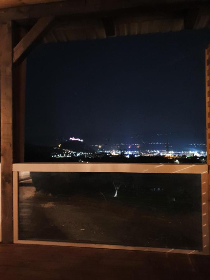 Hanu Lu Mos Opinca Deva Buitenkant foto
